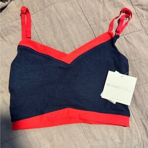 Beyond Yoga Women's Sporty Navy and Red Sports Bra